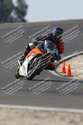 media/Nov-01-2025-TrackDaz (Sat) [[2b4d5192bc]]/B Group/1220pm (Turn 2 Outside)/